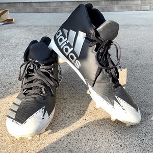 Men’s size 10.5 Adidas football cleats-used